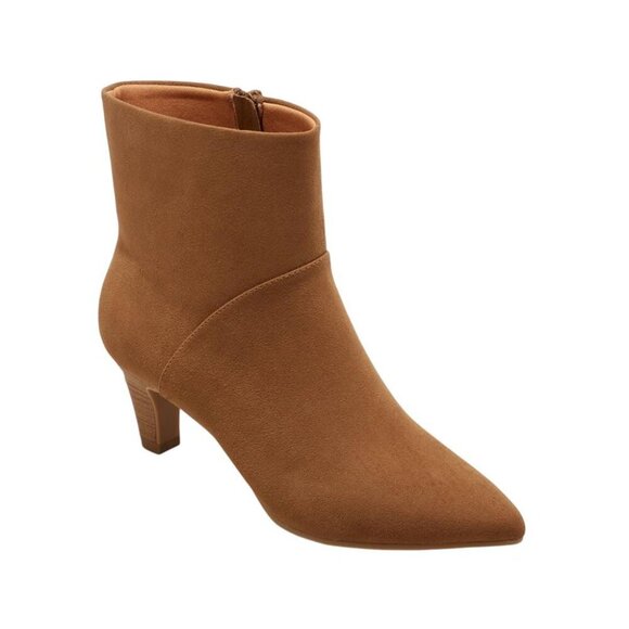NWT Universal Thread Womens Block Heel Frances Ankle Boots 88744364 Brown 7M - Picture 1 of 7